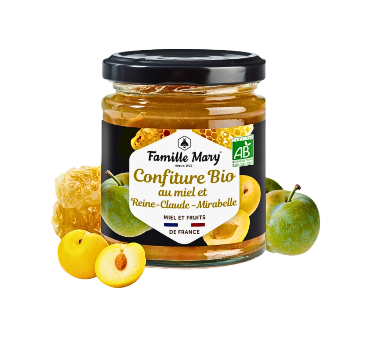 Un pot de confiture biologique "Reine-Claude - Mirabelle au miel" de la marque Famille Mary, entouré de prunes Reine-Claude et de mirabelles fraîches, avec un morceau de nid d'abeille, sur un fond blanc